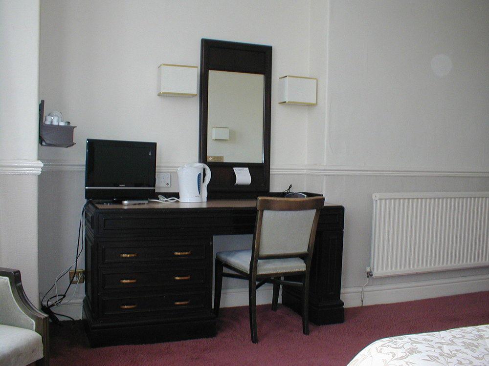 Glen Usk Hotel Llandrindod Wells Kültér fotó