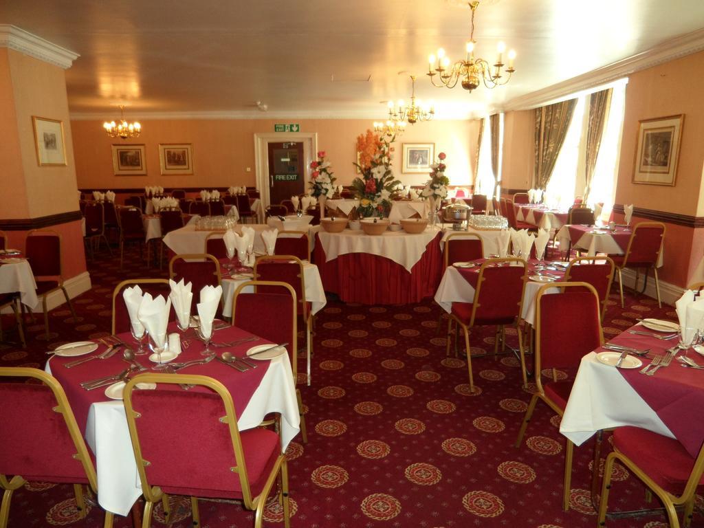 Glen Usk Hotel Llandrindod Wells Kültér fotó